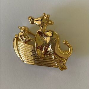 Vintage signed Gerry’s Noah’s Ark Brooch pin